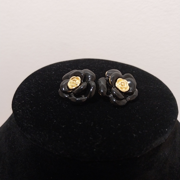 Sterling Silver Flower Earrings - Picture 12 of 15